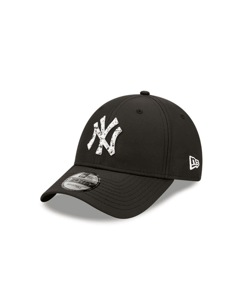 60222485-New-York-Yankees--2-