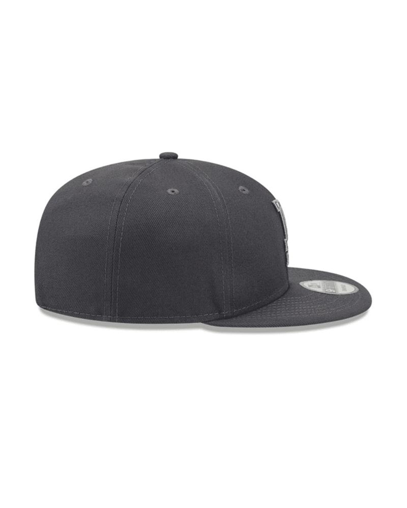 60234098-Los-Angeles-Dodgers--5-