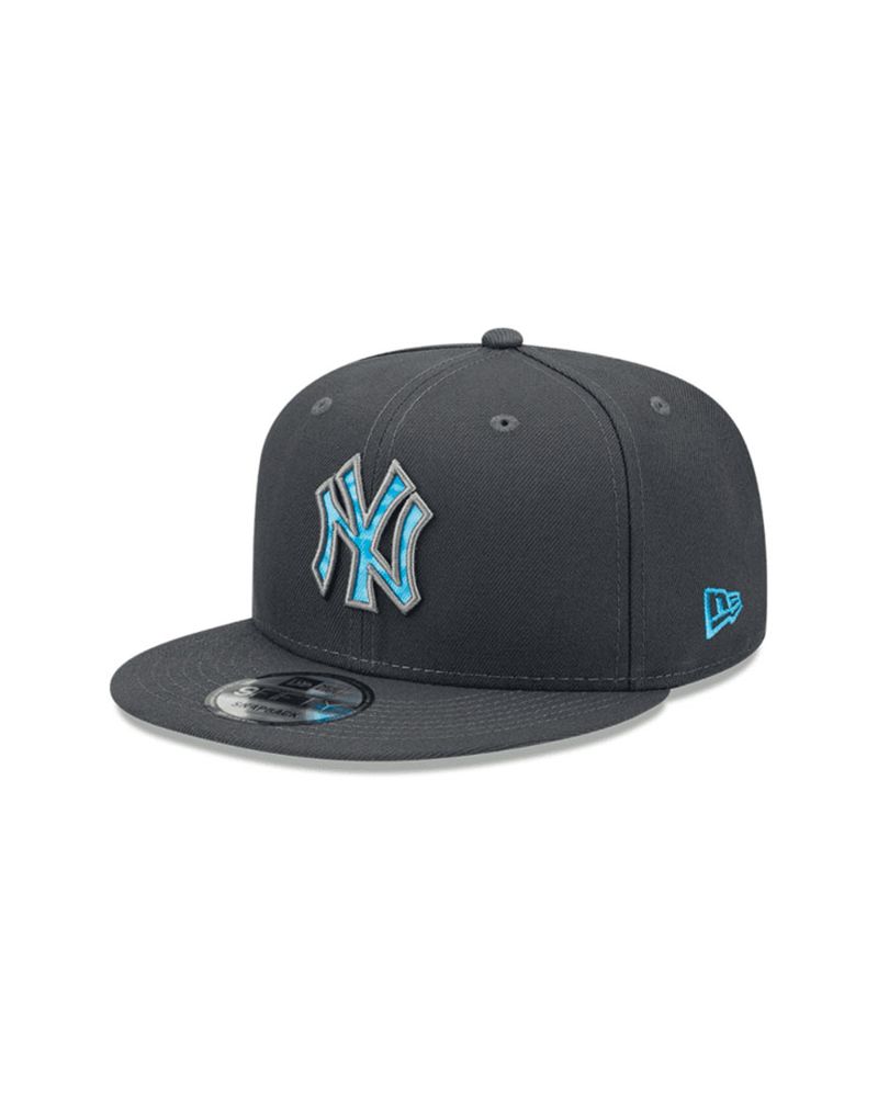 60234366-New-York-Yankees--2-