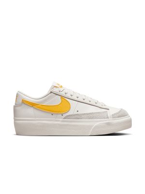 NIKE TENIS PLTFM DAMA BLAZER LOW PLTFM