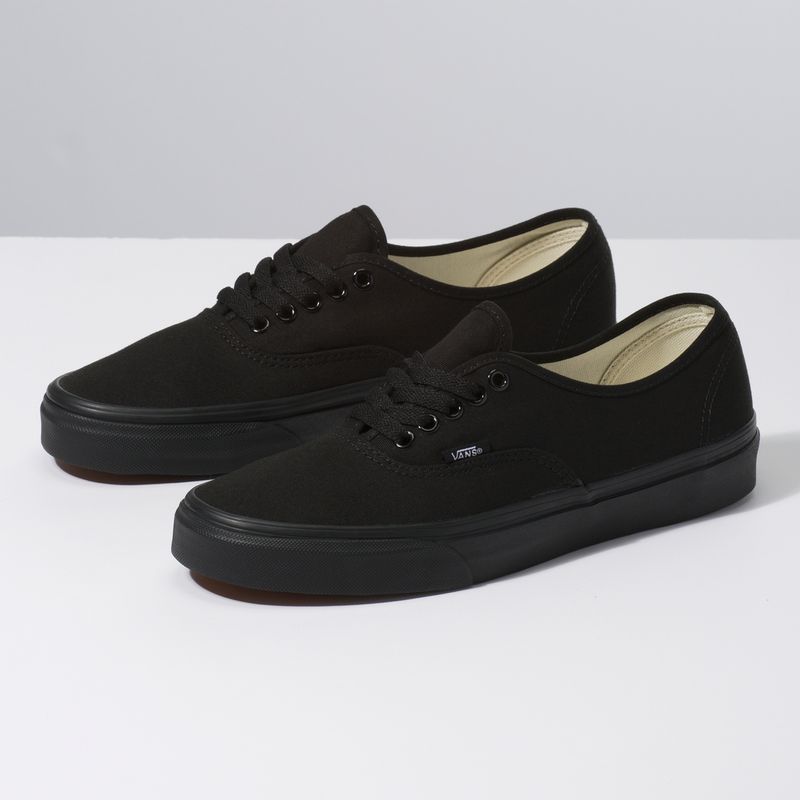 VN000EE3BKA--4-