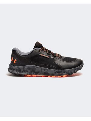 UNDER ARMOUR  CHARGED BANDIT TR 3